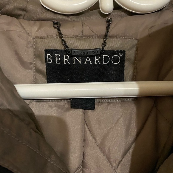 NWOT FUR Long Belted Parka With Fur Trim - Picture 8 of 12